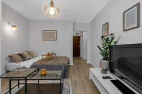 Warsaw Central Studio - Balcony, Top Location - by Rentujemy